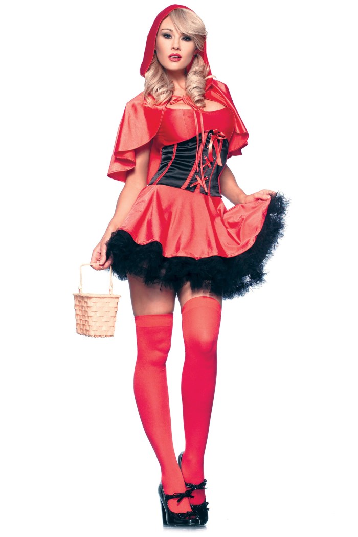 Jessica Nigri cosplay red cap