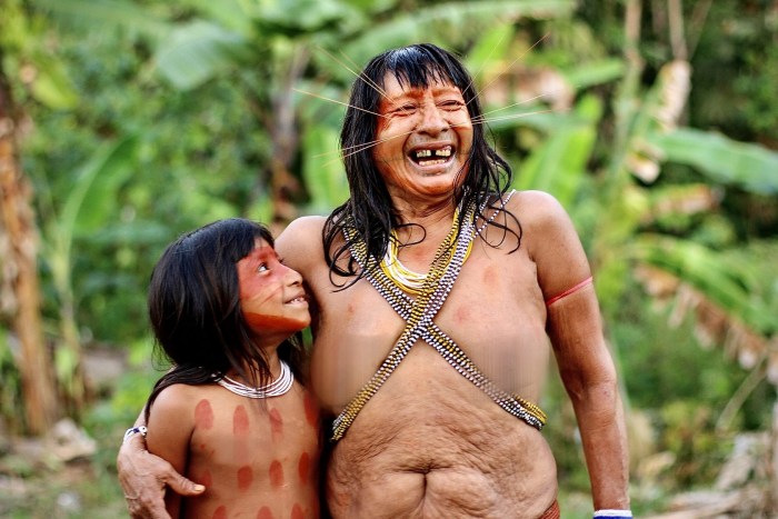 Women's breasts in African tribes