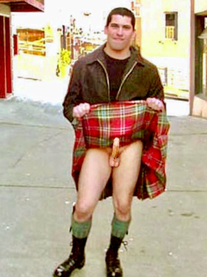 Real Men Wear Kilts: Bareback Jonas Jackson, Leander Gay