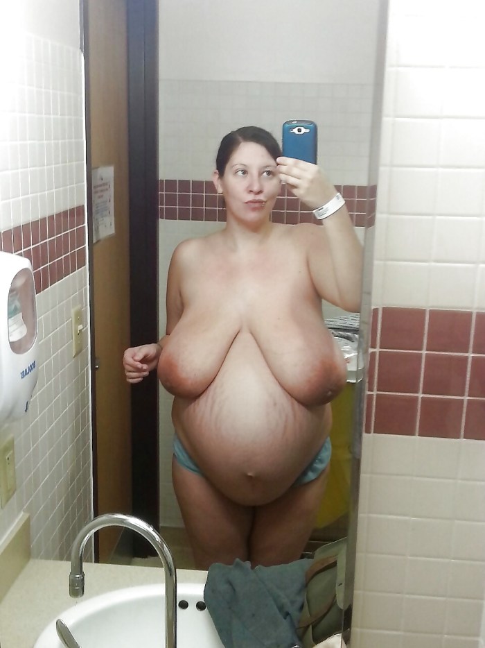 Naked pregnant Tatars