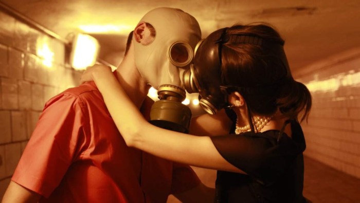 Wedding in Retro gas masks