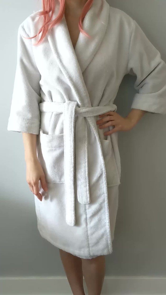 Isabelle May Hot