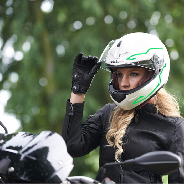 Photo shoot in linen on a motorcycle