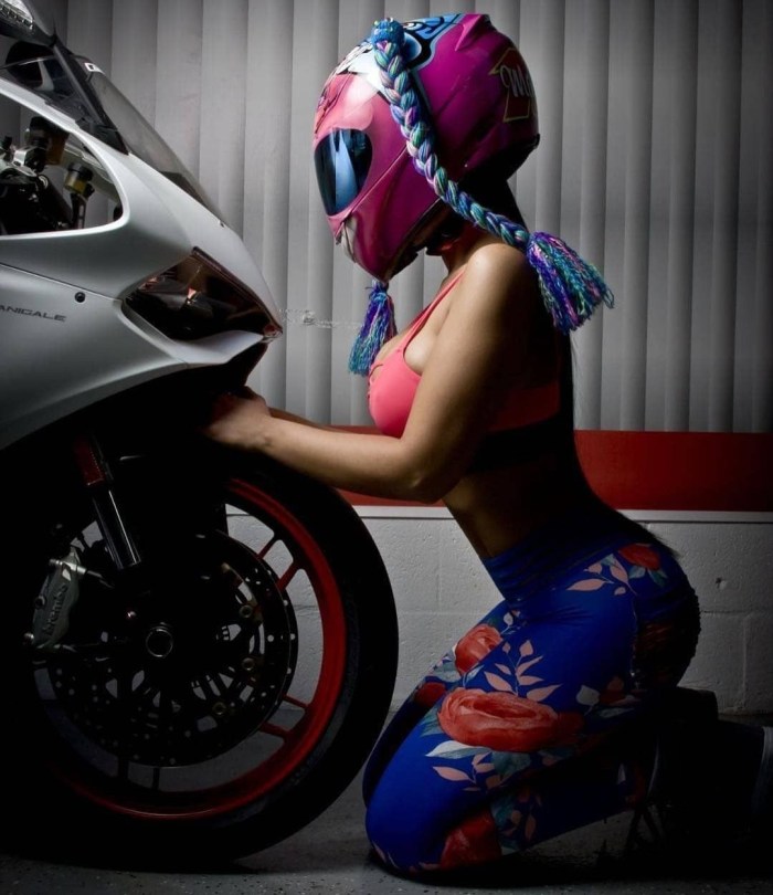 MV Agusta Girls