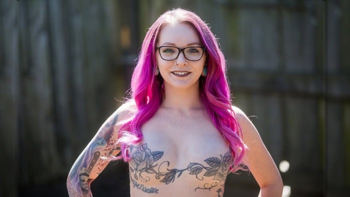Karlee Grey neckline
