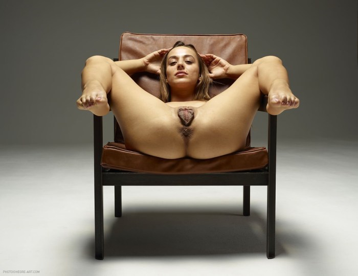 Hegre Art Gynecological chair