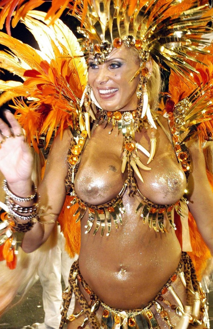 Brazilian orgy on the carnival in Rio