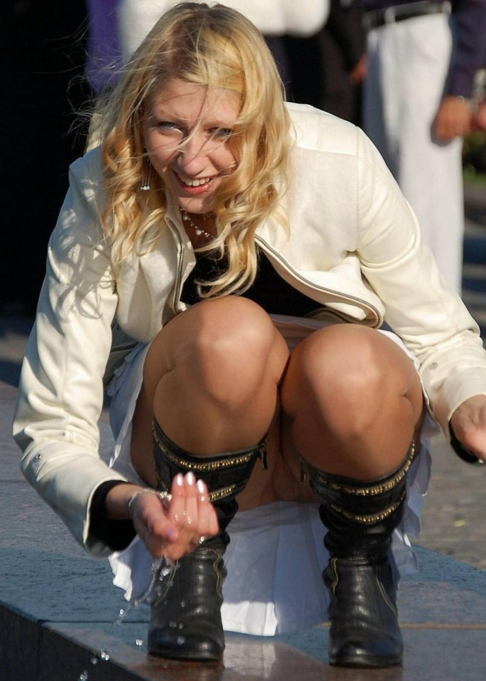 Without panties under the dress