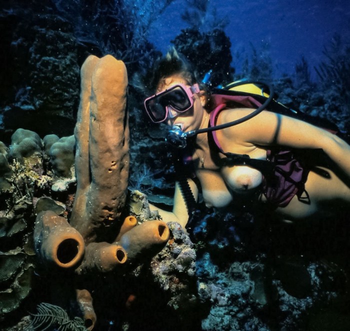 Big breasts under water