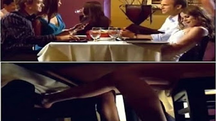 Mom sucked under the table
