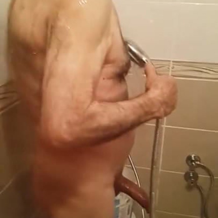 The Naughty Home - Giving the Old Man a Bath XXX