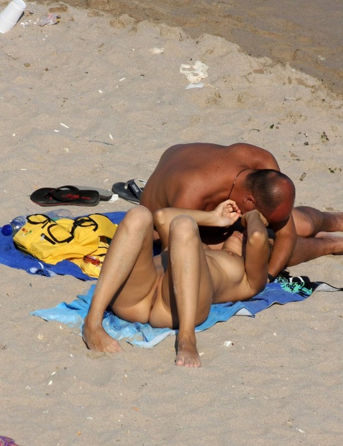 Odessa citizen undresses solo
