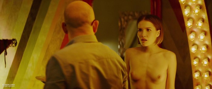 Actress Elena Tronina Nude