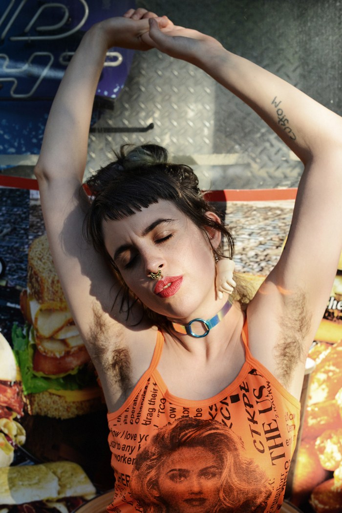 Molly Soda armpits