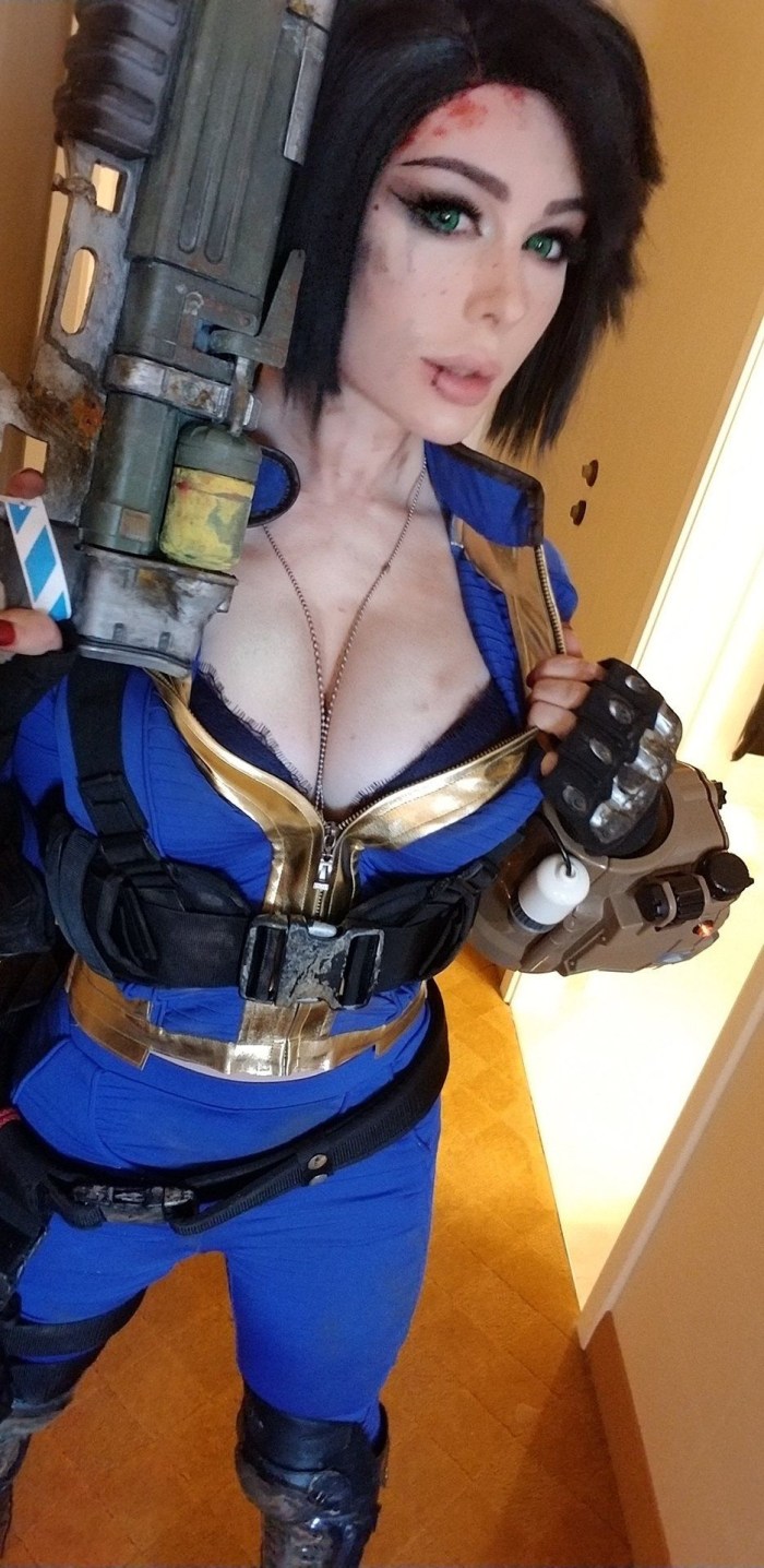 Jenna Cosplay Follaut