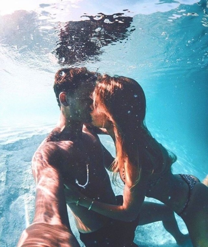 Lovers under water