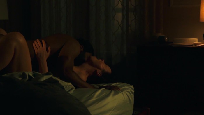 Lizzy Kaplan naked