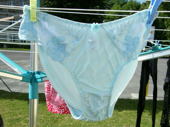 Woman pants