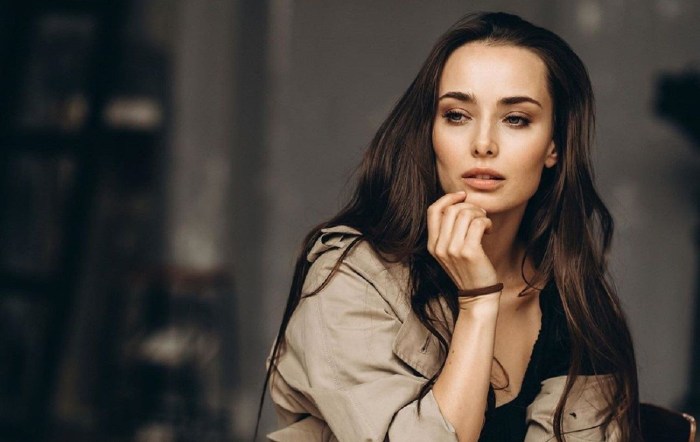 Ksenia Mishina in winter