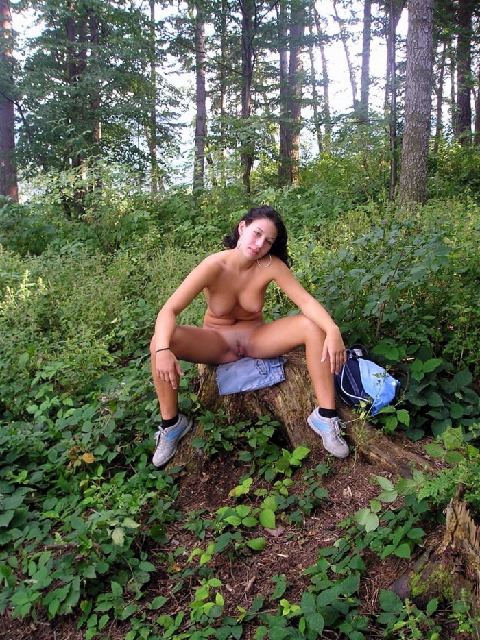 Sex Mature Outdoors in the Woods pictures