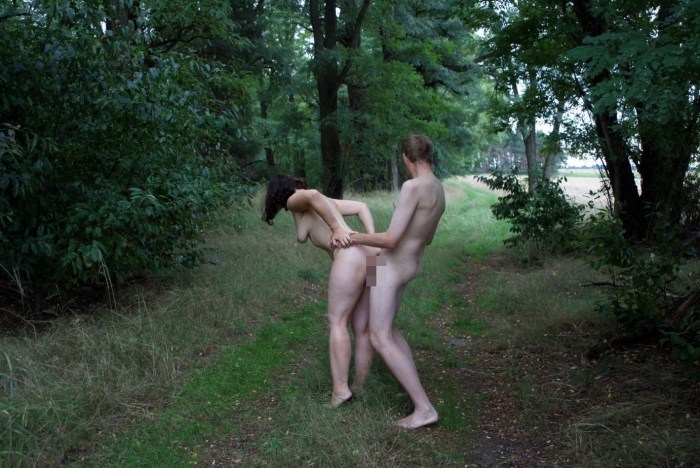 Licking in nature mature