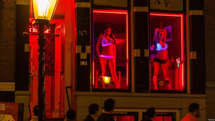 Red Light Street Amsterdam Naked