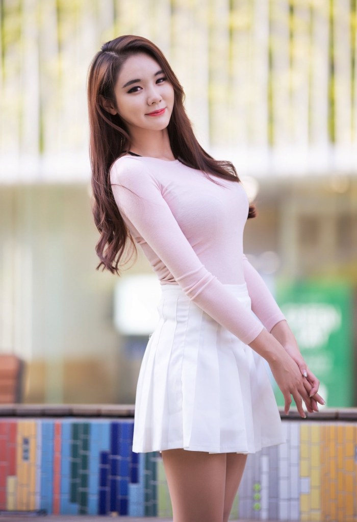 Beautiful Korean in swimsuits