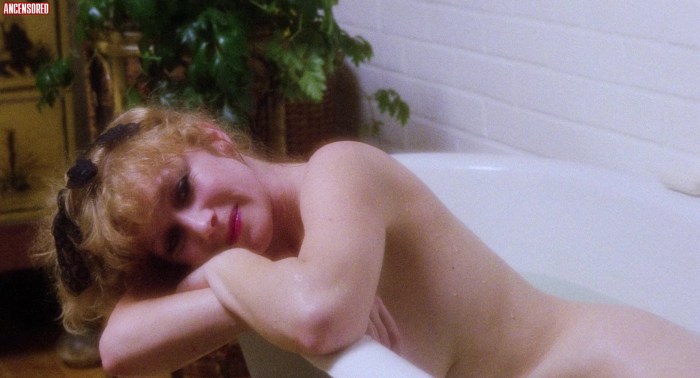 Julie Walters Butt Scene in Calendar Girls