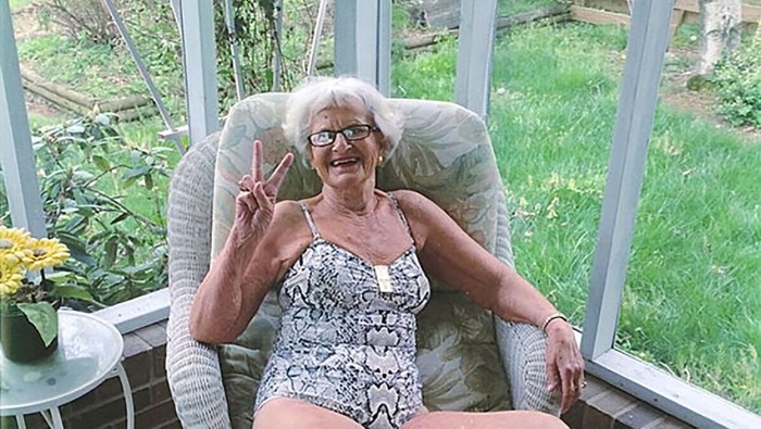 Naked aunts of mature age