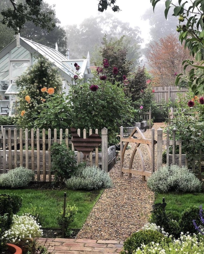 Garden Garden Sad Garden