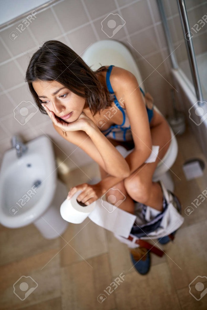 Urinate girls