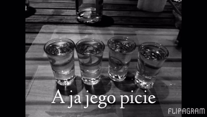 Jelly with alcohol