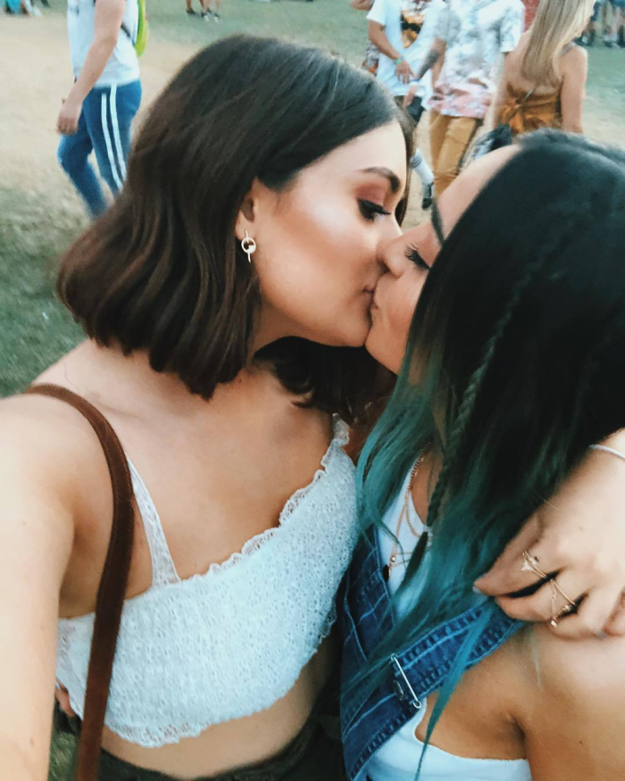 Girls kiss