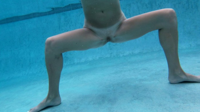 Erotic 3D Cartoons Nude Woman Scuba Underwater