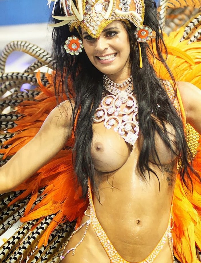 Andrea Martins Brazili Carnival