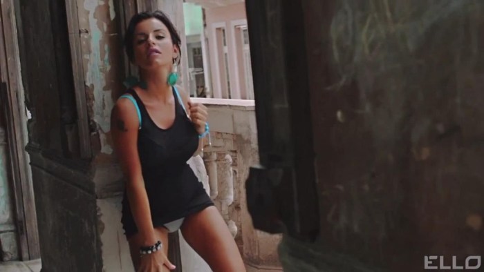 Julia Volkova and Lena Katina 18