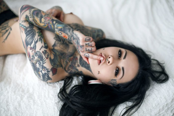 Anna Batman Suiside