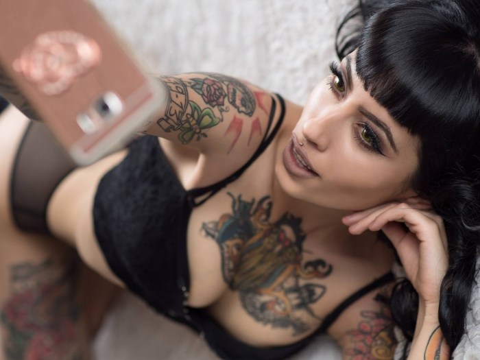 Tattooed girls completely