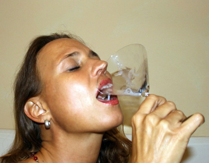 Cum in mature on the face of a private