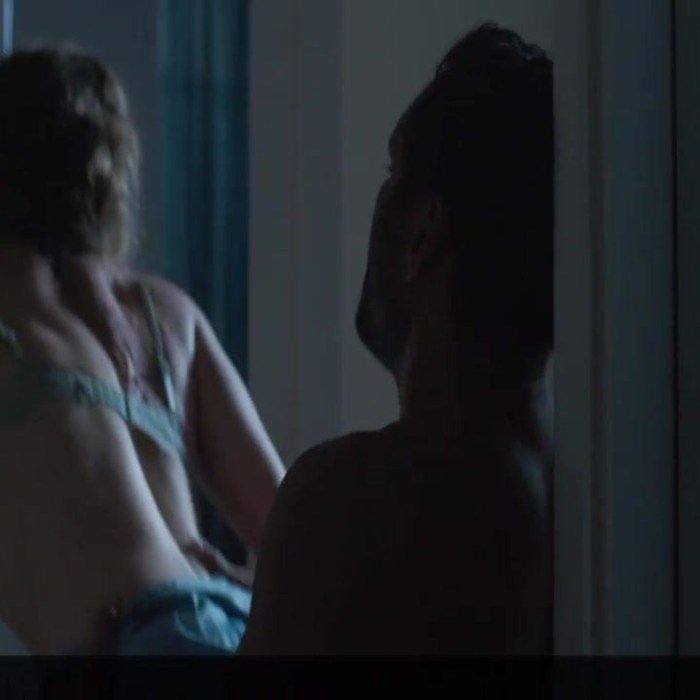 Numi Rapas lesbian scenes