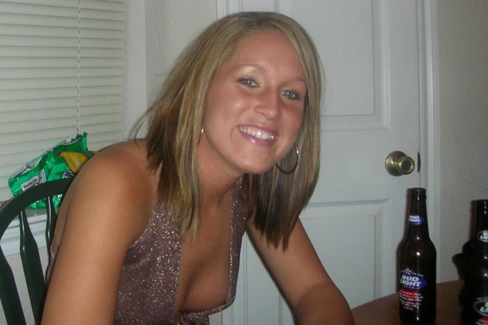Upskirt Mature amateur