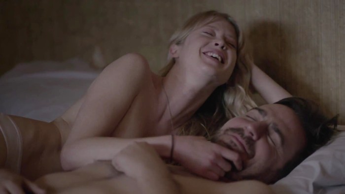 Actress Emma Butot Naked