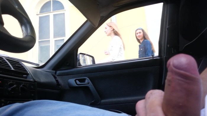 Amateur suction in a car