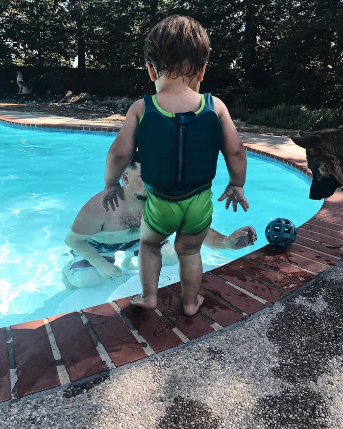 Childs Buttcrack