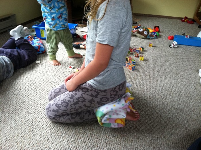 Kid sole with a girl