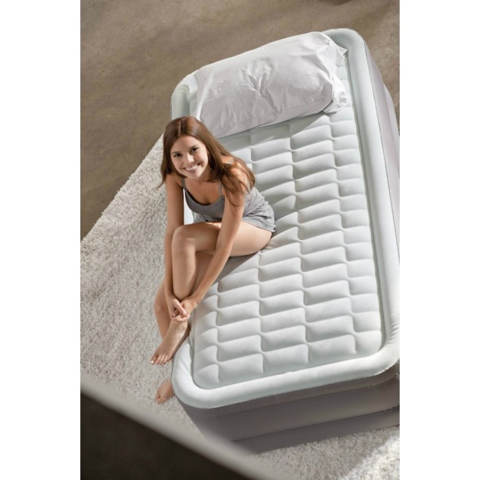 Single inflatable bed Intex 19323035