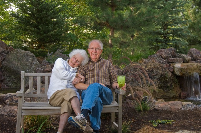 Naked elderly couples in bed
