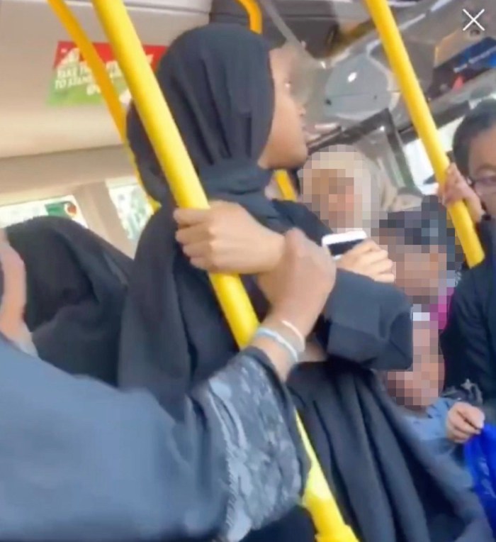 DickFlash for teen on Bus