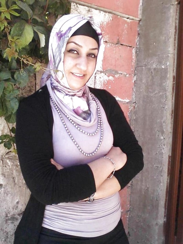 Chloe Lamur Hijab