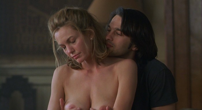 Diane Lane in erotic scenes